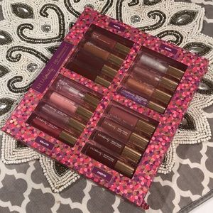 Ulta Lip Glossary 16 piece deluxe lip kit